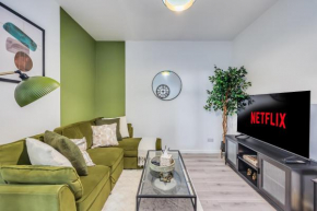Luxury 4-Bed Home in Coventry City Centre - Sleeps 10 - Ideal for Corporate and Contractors